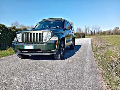 Usata Jeep Cherokee 221 CV (162 kW) 2008 Verde SUV