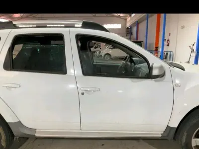 Usata Dacia Duster 110 CV (80 kW) 2013 Bianco SUV