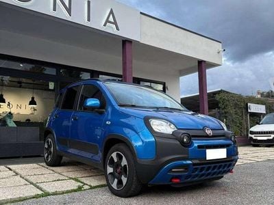 Usata Fiat Panda Cross Cross 69 CV (50 kW) 2024 Blu italia Utilitaria