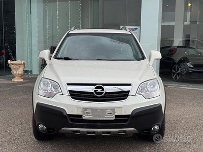 Usata Opel Antara Cosmo 150 CV (110 kW) 2011 Bianco SUV