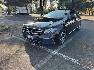 Mercedes E200