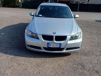 Usata BMW 320 163 CV (119 kW) 2007 Argento Berlina