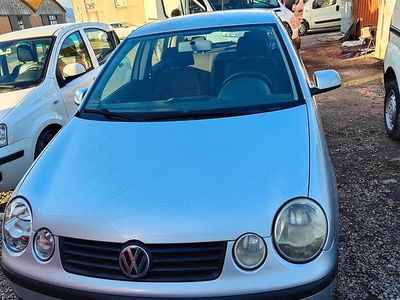 Usata VW Polo 63 CV (46 kW) 2003 Grigio Utilitaria