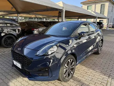 Usata Ford Puma ST-Line 125 CV (91 kW) 2022 Blu / pastello SUV