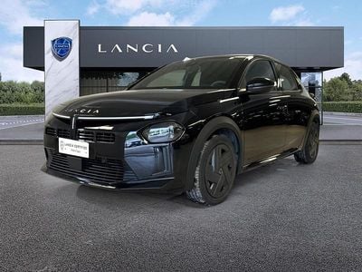 Usata Lancia Ypsilon 101 CV (74 kW) 2024 Nero Utilitaria