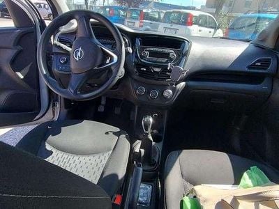 Usata Opel Karl Rocks 73 CV (53 kW) 2019 Argento Utilitaria