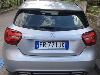 Usata Mercedes A200 136 CV (100 kW) 2018 Argento Monovolume