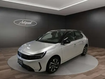 Usata Opel Corsa 110 CV (80 kW) 2025 Argento Utilitaria