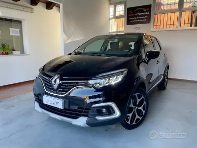Usata Renault Captur Intens 90 CV (66 kW) 2019 Nero SUV
