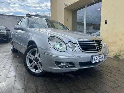 Usata Mercedes E320 Avantgarde 224 CV (164 kW) 2008 Argento Berlina