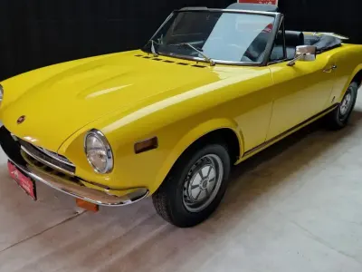 Usata Fiat 124 Spider S 89 CV (65 kW) 1977 Giallo Cabrio