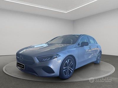 Nuova Mercedes A180 Advanced 116 CV (85 kW) 2025 Grigio Berlina