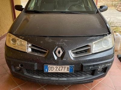 Usata Renault 19 90 CV (66 kW) 2007 Grigio Utilitaria