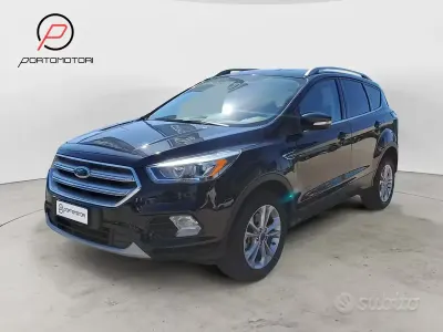 Usata Ford Kuga S 150 CV (110 kW) 2017 Nero SUV