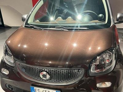 Begagnad Smart ForFour Electric Drive 52 kW (71 HK) 2019 Brun Sedan