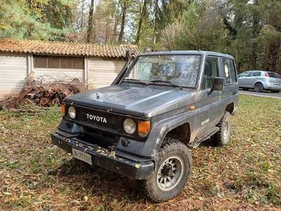 Usata Toyota Land Cruiser 1988 Grigio SUV