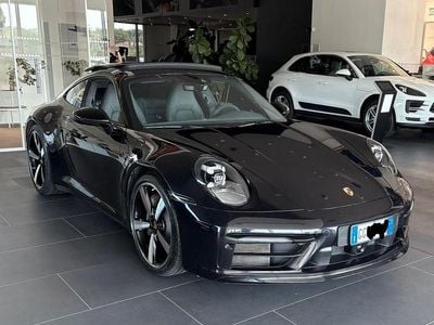 Porsche 911 Carrera