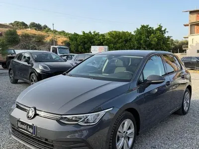 Usata VW Golf VII Life 150 CV (110 kW) 2021 Grigio Utilitaria