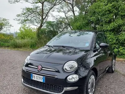Käytetty Fiat 500 Riva 69 HP (50 kW) 2017 Musta Sedan