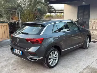 Usata VW T-Roc 150 CV (110 kW) 2018 SUV