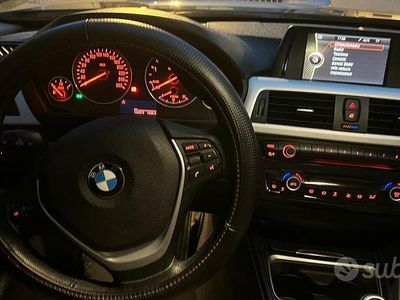 Usata BMW 320 Sport Line 2013 Nero Station wagon