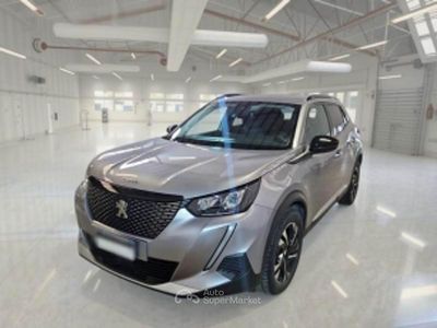 Usata Peugeot 2008 110 CV (80 kW) 2022 Argento SUV