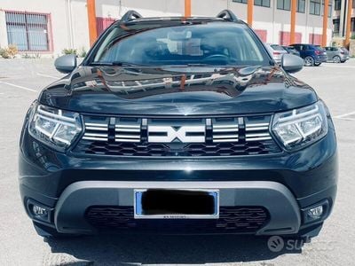Usata Dacia Duster Journey 101 CV (74 kW) 2023 Nero SUV