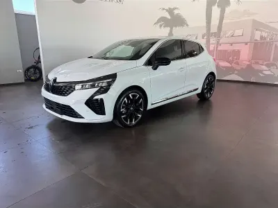 Nuova Renault Clio V Techno 101 CV (74 kW) 2025 Bianco Berlina