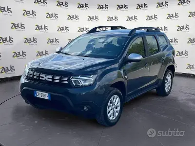 Usata Dacia Duster Expression 100 CV (73 kW) 2023 Grigio SUV
