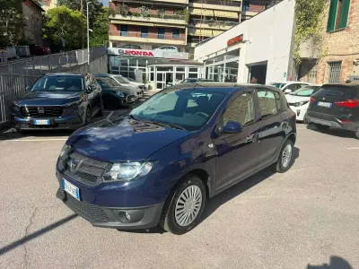 Usata Dacia Sandero Lauréate 75 CV (55 kW) 2013 Other Berlina