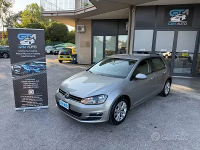 Usata VW Golf VII 105 CV (77 kW) 2013 Grigio Berlina