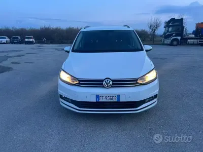 Usata VW Touran Trendline 115 CV (84 kW) 2016 Bianco Monovolume