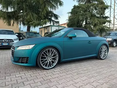 Usata Audi TT Roadster 180 CV (132 kW) 2015 Verde Cabrio