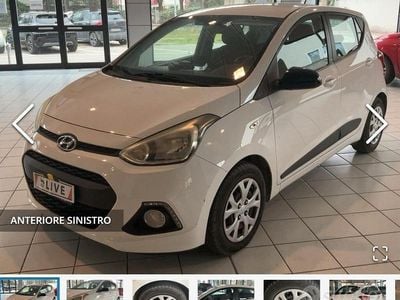 Usata Hyundai i10 67 CV (49 kW) 2015 White peral Utilitaria