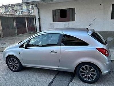 Usata Opel Corsa 45 CV (33 kW) 2010 Grigio Utilitaria