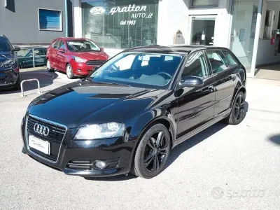 Käytetty Audi A3 105 HP (77 kW) 2011 Musta Viistoperä