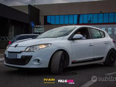 Usata Renault Mégane III 90 CV (66 kW) 2010 Bianco Berlina