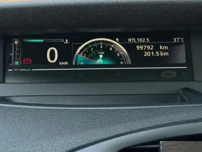 Usata Renault Scénic III 110 CV (80 kW) 2012 Nero Monovolume