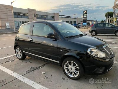 Nero Usata 2011 Lancia Ypsilon Utilitaria | 3500 € (Ottimo prezzo)