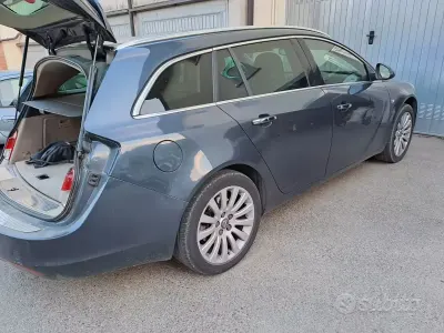 Usata Opel Insignia Cosmo 160 CV (117 kW) 2010 Grigio Station wagon
