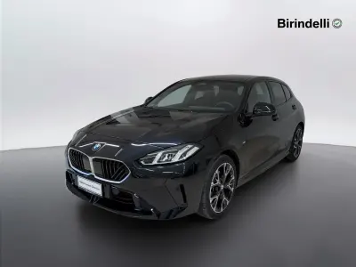 Usata BMW 118 M Sport 149 CV (109 kW) 2025 Black sapphire metallizzato Utilitaria
