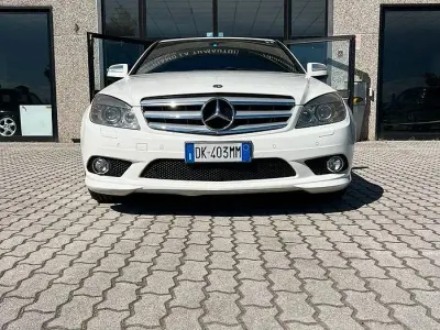 Gebraucht Mercedes C320 Avantgarde 224 PS (164 kW) 2007 Weiß Limousine