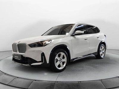 Nuova BMW iX1 xLine 103 kW (141 CV) 2025 Alpin white SUV