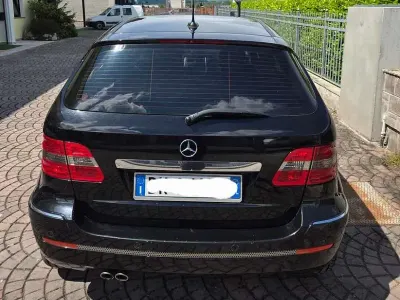 Usata Mercedes B200 193 CV (141 kW) 2007 Nero Monovolume