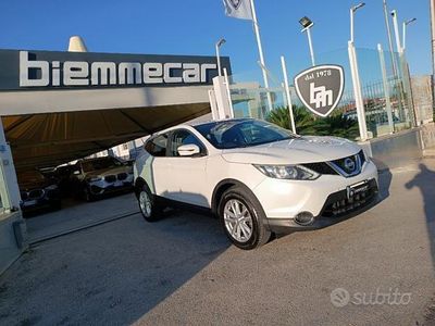 Usata Nissan Qashqai 110 CV (80 kW) 2015 Bianco perlato SUV