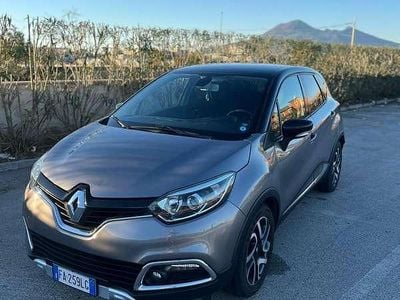Usata Renault Captur 90 CV (66 kW) 2016 SUV