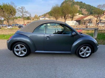 usata VW Beetle NewNewCabrio Cabrio 1.6 limited Red Edition