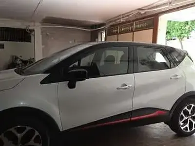Usata Renault Captur Iconic 90 CV (66 kW) 2017 SUV