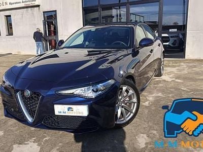 Usata Alfa Romeo Giulia Super 180 CV (132 kW) 2018 Blu Berlina