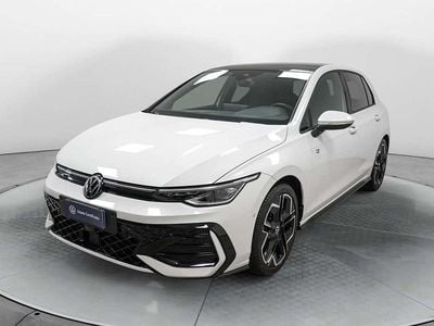 Begagnad VW Golf VIII R-line Plus 150 HK (110 kW) 2025 Vit Halvkombi